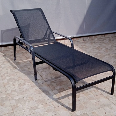 Cadeira Espreguiçadeira de Piscina Sling em Tela e Aluminio Preto