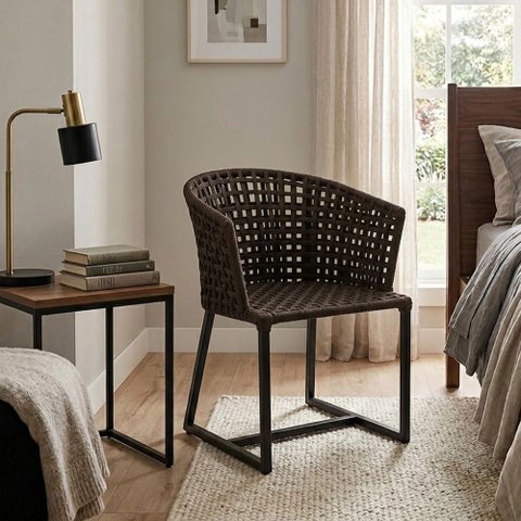 Poltrona Classica Confortavel Ideal para Sala de Estar Marrom Belga