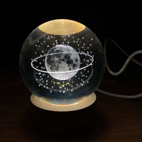 Mini Luminária De Mesa - Urano - C/LED e Cabo Usb Com Base de Madeira Pontual Decor