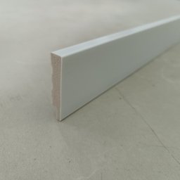 Rodapé Poliestireno Slim Liso 05cm Branco - 2
