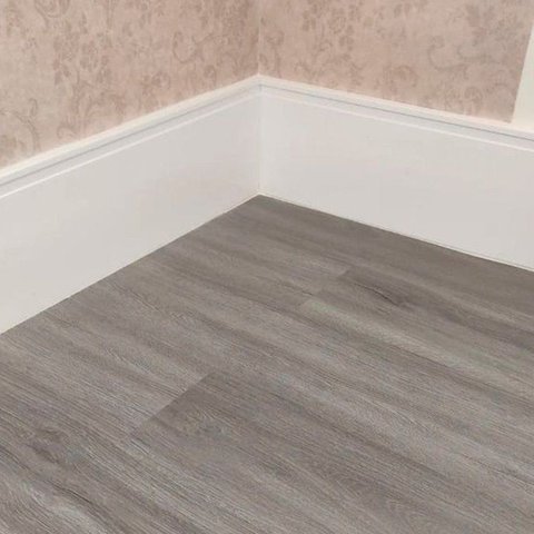 Rodapé Poliestireno Frisado 10cm x 2,40m Casa Grassi Branco