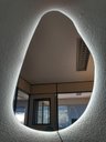 Ver mais imagens de Espelho orgânico iluminado com led frio 45x80cm TOUCH