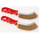 Ver imagem 2 de Kit 2 Escovas Worker: Cerdas de Aço Carbono e Cabo Curvo Ergonômico para Limpeza Profissional