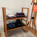 Ver imagem 2 de Sapateira/estante Baixa de Madeira Nina Cor Natural com Prateleira Preta