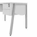 Ver imagem 5 de Mesa Escrivaninha 120cm x 60cm com Gaveteiro Suspenso e Tampo Chanfrado F5 Office