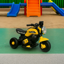 Ver imagem 1 de Mini Moto Elétrica Triciclo Infantil Zyppy 6v com Som e Música
