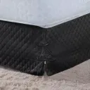 Ver imagem 1 de Saia Box Matelada Beatriz com Laço Casal Padrão Preto