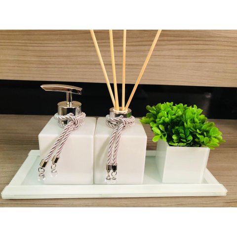 Kit Lavabo 4 Peças Sabonete Aroma Vidro Bandeja Vaso Branco