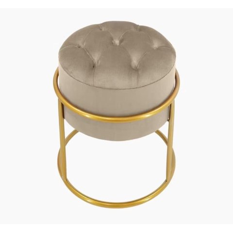 Puff Banqueta Estofado Decorativo Base de Ferro Capitonê Suede Bege Eli Móveis e Decoração