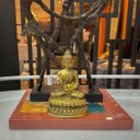 Ver imagem 3 de Escultura Indiana Buda em Metal Cor Dourado Envelhecido 25 cm