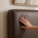 Ver imagem 4 de Cabeceira Painel Suspenso Casal 160 cm Luna Retangular Corino Canela Artte