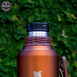 Garrafa térmica Mate System maple Stanley 1,2L com tampa que vira cuia - 4