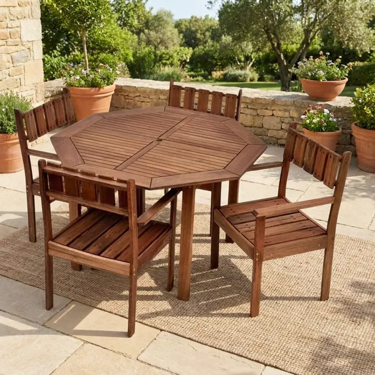 Conjunto Externo com Mesa Oitavada 120cm e 4 Poltronas Eron Madeira Maciça Marrom