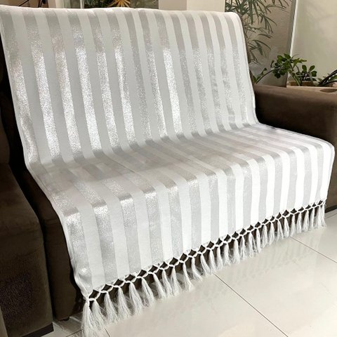 Manta para Sofá em Tecido Jacquard Luxo Listrado Branco e Prata 190x140cm