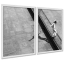 Ver imagem 2 de Kit 2 Quadros Foto Skatista Preto e Branco 45x34cm - com Vidro:moldura Branca