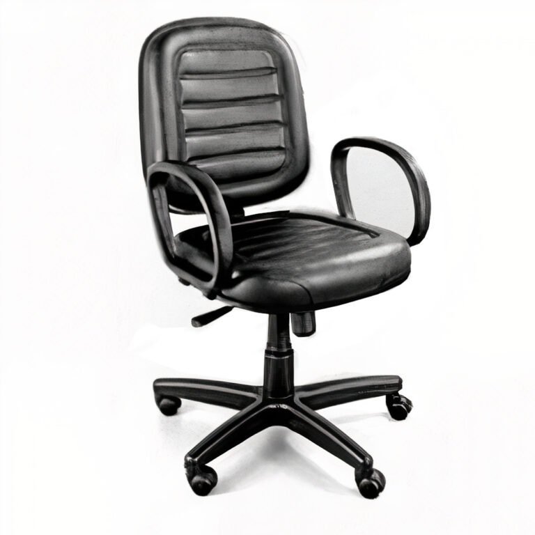 Cadeira DIRETOR Costurada Giratória – Braço Corsa – Corino Preto – MARTIFLEX – 30210