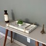 Bandeja Decorativa para Servir Branco Gold Marmorizado com Alça Dourada - 1