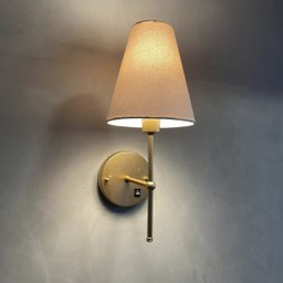 Arandela Luminaria de Parede Dourado com Interruptor Cupula Bege Tecido Algodao Bivolt - 5