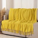 Ver imagem 1 de Manta Xale Rubi 1,70m X 1,40m com Franja para Sofá Cama 100% Algodão 01 Peça - Amarelo