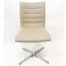 Cadeira Decorativa Jaque Gomada Tecido Facto Fendi - Bege - 4