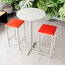 Ver imagem 1 de Conjunto Mesa Alta Bar Bistrô Redonda Branca 2 Bancos Estofado Don Castro Decor