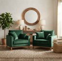 Ver imagem 1 de Kit 2 Poltronas Beny Decorativa com 2 Almofadas Veludo Verde Base em Madeira Maciça