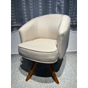 Ver imagem 4 de Poltrona Julia Giratoria Pes Madeira - Luxo Decor Bege