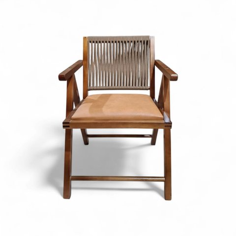 Cadeira em Madeira com Braço Assento de Couro Sintético Encosto de Corda Trançada Cor Castanho Coran