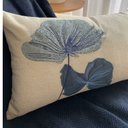 Ver imagem 2 de Capa de Almofada Linho Bordada Floral Azul 35x50cm