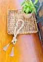 Ver imagem 4 de Colar Decorativo de Mesa Roberta Bege