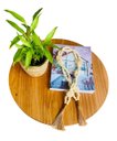 Ver imagem 2 de Colar Decorativo de Mesa Roberta Bege