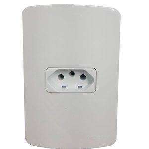 Conjunto 4×2 Linha B3 Branco sleek MarGirius 4x2" B3 1 Tomada 2P+T 10 A + tomada USB 1A separadas