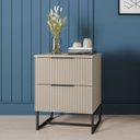 Ver imagem 3 de Mesa de Cabeceira Lumia com 2 Gavetas Detalhe Ripado Base de Aço Industrial - Off White/pé Preto