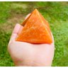 Pirâmide de Calcita Laranja | de 0,250 a 0,350 Kg Geologia Br 1 - 2