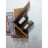 Adega bebidas Vinho madeira parede 50x28 2 garrafas 2 taças - 2