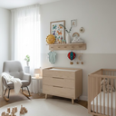 Ver imagem 5 de Cabideiro Prateleira de Madeira Infantil Montessori com Ganchos para Organização e Decoração - Bento