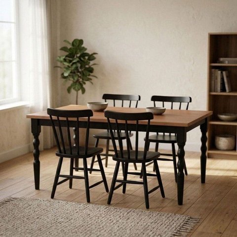 Conjunto Mesa em Madeira Maciça c/4 Cadeiras