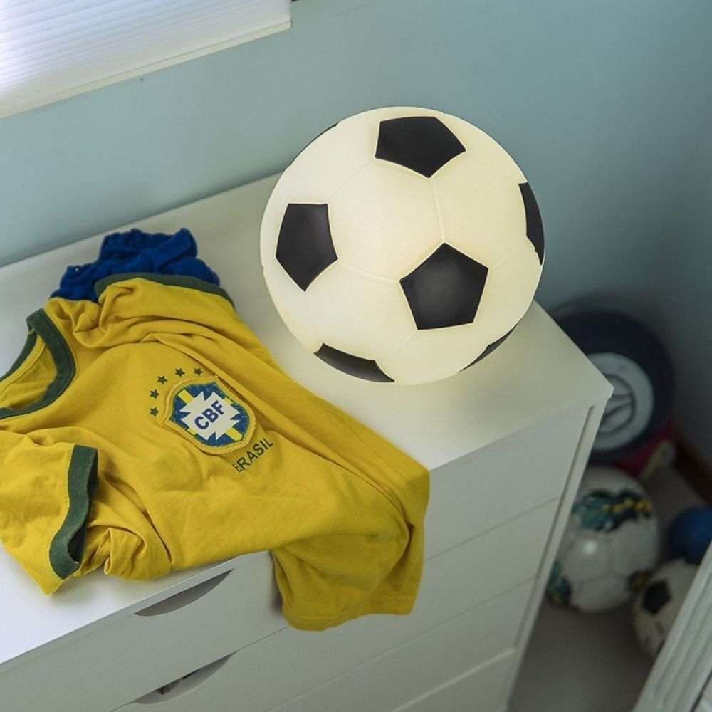 Luminária Usare Bola de Futebol Esporte Branca e Preta Presente Criativo Divertido Pais Crianças