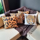 Ver imagem 2 de Kit com 4 Capas para Almofadas Decorativas Onça Pintada