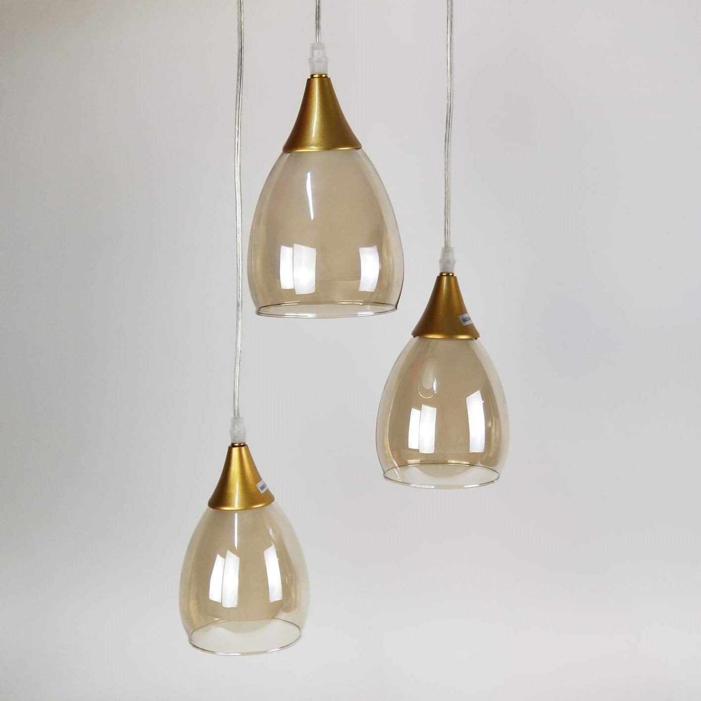 Lustre Trio Pendentes Para Sala Com Vidro - Dourado e Âmbar - 4