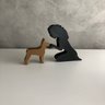 Escultura Decorativa Menina e seu Pinscher Pequena Vegras - 2