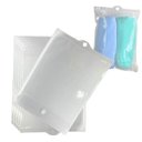 Ver imagem 1 de Embalagem de Pendurar Multiuso Pvc Cristal com Botão 26x20cm