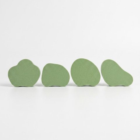 Conjunto com 4 Ganchos Cabideiros de Parede Orgânicos em Impressão 3d – Design Contemporâneo