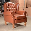 Ver imagem 5 de Poltrona Imperador Chesterfield com Puff Decoração Sala Quarto Recepção - Couríssimo Caramelo