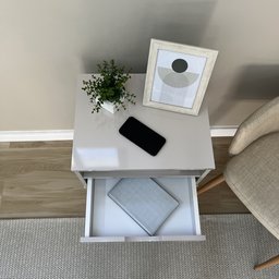 Mesa Lateral de Apoio com Gaveta Pés Retrô Vip Artely - 12