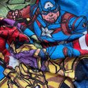 Ver imagem 2 de Toalha de Banho Infantil Avengers Vingadores Lepper Felpuda de Algodão Marvel Azul 60x120 cm