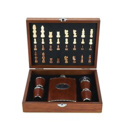 Jogo Xadrez Tabuleiro Maleta Madeira Cantil Uísque 4 Copos Premium 24x24cm - 3