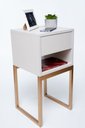 Ver imagem 3 de Mesa de Cabeceira Industrial Off White Eco 30cm Base Dourada - Enviamos Montado