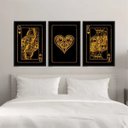 Ver imagem 1 de Kit 3 Quadros Rei e Rainha De Copas Preto e Dourado 45x34cm - com vidro:Madeira branca