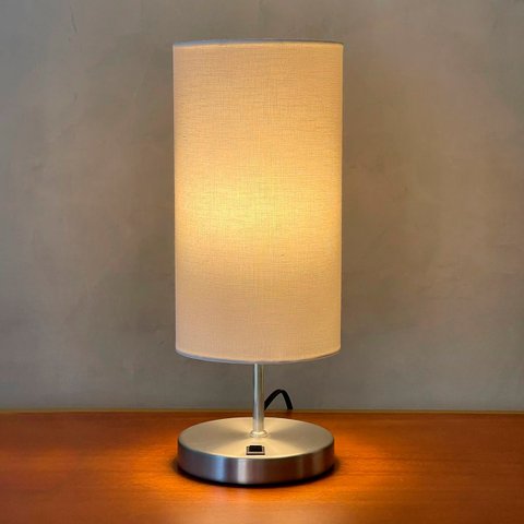 Abajur Luminaria de Mesa Redondo com Interruptor Ref 84 Decoração Casa Sala Quarto Escritório Moveis